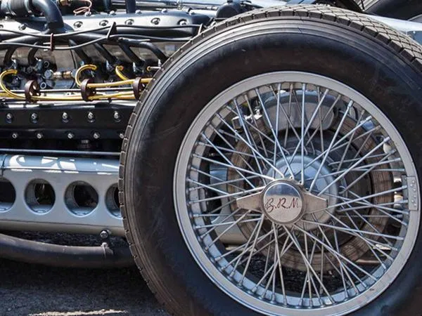 اولین استفاده از دیسک ترمز در خودروهای اسپرت