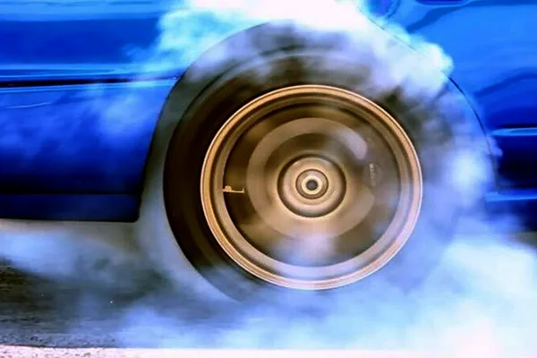 پیدایش اصطکاک مناسب برای توقف خودرو